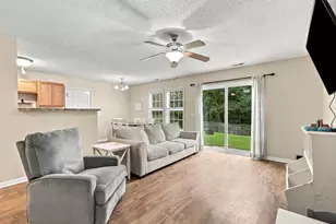 106 Republic Ct, Jacksonville, NC 28540 - Photo 4
