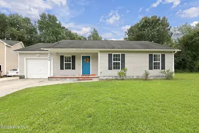 106 Republic Court, Jacksonville, NC 28540 - Photo 2