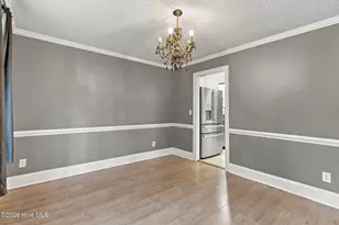 201 Evanswood Dr, Greenville, NC 27858 - Photo 14