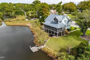 403 Factory St, Oriental, NC 28571 - Photo 2