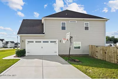 101 Auburn Bay Drive, Pikeville, NC 27863 - Photo 6