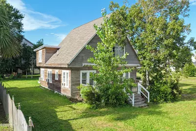 411 Spartanburg Avenue, Carolina Beach, NC 28428 - Photo 2