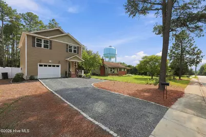 855 S Henley Street, Southern Pines, NC 28387 - Photo 4