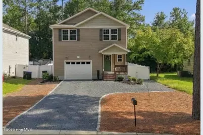 855 S Henley Street, Southern Pines, NC 28387 - Photo 1
