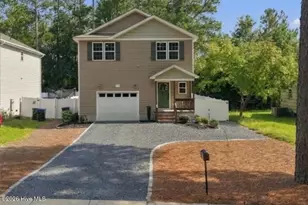 855 S Henley St, Southern Pines, NC 28387 - Photo 1