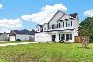 604 Macy Pl, Hubert, NC 28539 - Photo 2