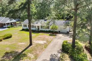 1925 Pinemont Cir, Goldsboro, NC 27534 - Photo 4