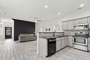 823 Isle of Palms Wy, Wilmington, NC 28412 - Photo 12