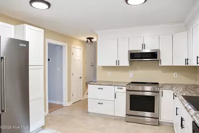 110 Stornoway Drive, Southern Pines, NC 28387 - Photo 10