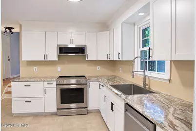 110 Stornoway Drive, Southern Pines, NC 28387 - Photo 8