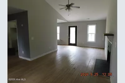 406 Seventh Street, Maysville, NC 28555 - Photo 4