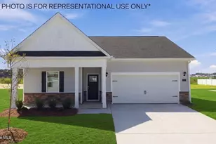 2700 Salisbury Ln W, Wilson, NC 27893 - Photo 1