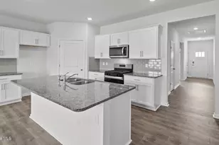 2700 Salisbury Ln W, Wilson, NC 27893 - Photo 8