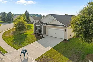 2706 Salisbury Ln W, Wilson, NC 27893 - Photo 4