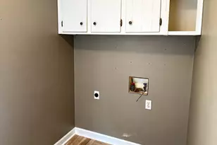 937 Pamela Ln, Rocky Mount, NC 27803 - Photo 16