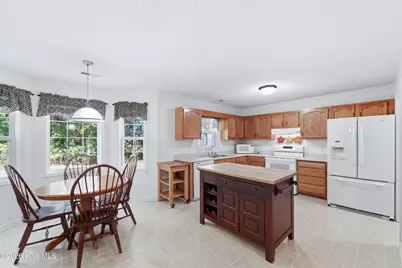 147 Bayshore Drive, Sneads Ferry, NC 28460 - Photo 14