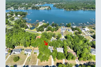 147 Bayshore Drive, Sneads Ferry, NC 28460 - Photo 2