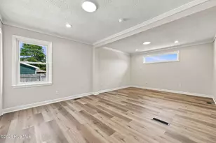 104 Oak Grove Ave, Greenville, NC 27834 - Photo 18