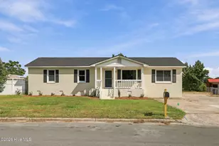 104 Oak Grove Ave, Greenville, NC 27834 - Photo 2