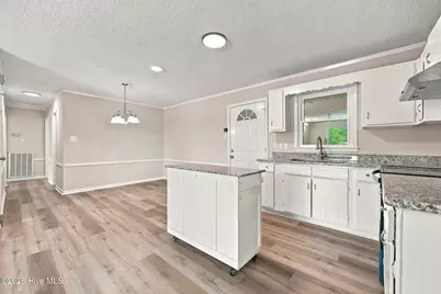 104 Oak Grove Avenue, Greenville, NC 27834 - Photo 16