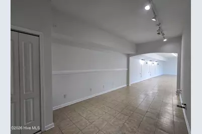 400 N Hughes Boulevard, Elizabeth City, NC 27909 - Photo 6