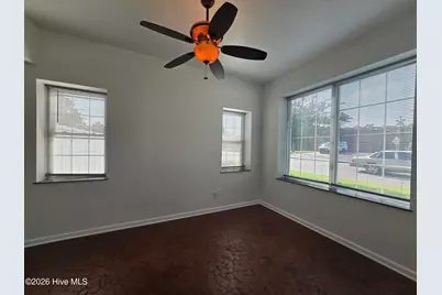 400 N Hughes Boulevard, Elizabeth City, NC 27909 - Photo 4