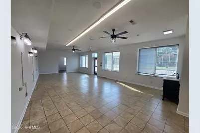 400 N Hughes Boulevard, Elizabeth City, NC 27909 - Photo 2
