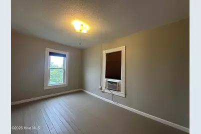 135 Front Street, Swansboro, NC 28584 - Photo 8