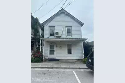 135 Front Street, Swansboro, NC 28584 - Photo 1