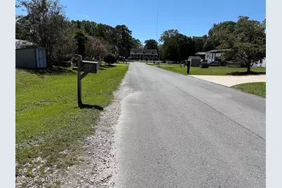 255 Hilltop Road, Newport, NC 28570 - Photo 2