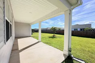 425 Edgewater Wy, Surf City, NC 28445 - Photo 12