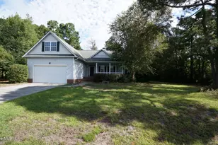 109 Long Leaf Dr, Hampstead, NC 28443 - Photo 1