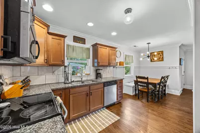 813 Holbrooke Avenue, Wilmington, NC 28412 - Photo 10