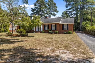 240 S Hillcrest Drive, Goldsboro, NC 27534 - Photo 2