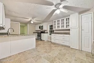 401 E Franklin St, Williamston, NC 27892 - Photo 8