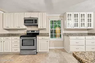401 E Franklin St, Williamston, NC 27892 - Photo 4