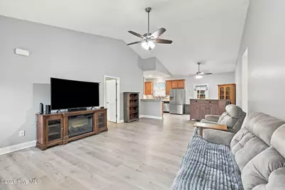 337 Folkstone Road, Holly Ridge, NC 28445 - Photo 10