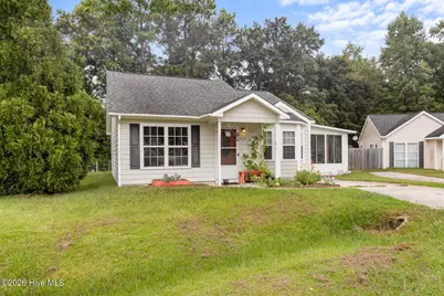 408 Somerset Cove, Jacksonville, NC 28546 - Photo 2
