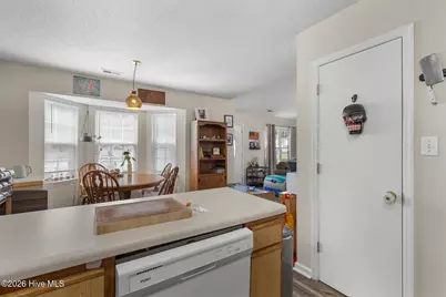 408 Somerset Cove, Jacksonville, NC 28546 - Photo 10
