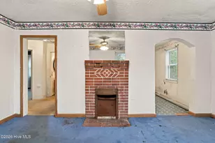 305 N Charles St, La Grange, NC 28551 - Photo 28