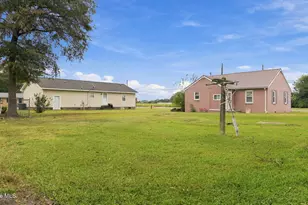 305 N Charles St, La Grange, NC 28551 - Photo 8