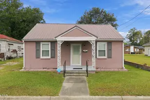 305 N Charles St, La Grange, NC 28551 - Photo 1