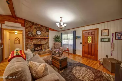 94 W Memorial Drive, Andrews, NC 28901 - Photo 8