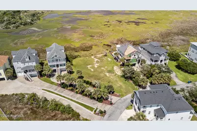 123 & 125 Coral Bay Court, Atlantic Beach, NC 28512 - Photo 4