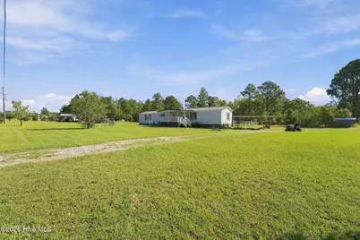 135 Meadow Lane, Hamlet, NC 28345 - Photo 6