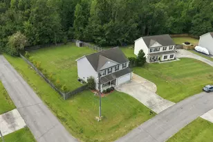 105 Lewis Humphrey Ln, Hubert, NC 28539 - Photo 4