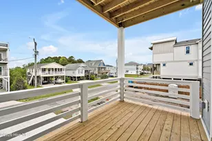305 Birmingham Ave, Carolina Beach, NC 28428 - Photo 16