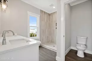 305 Birmingham Ave, Carolina Beach, NC 28428 - Photo 24