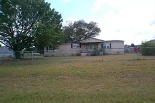 120 E Fairview Dr, Murfreesboro, NC 27855 - Photo 1