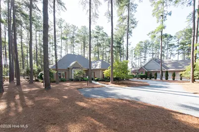 29 Abbottsford Drive, Pinehurst, NC 28374 - Photo 2